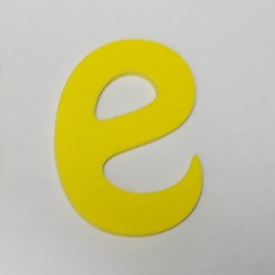 Letra de PVC de Color amarillo